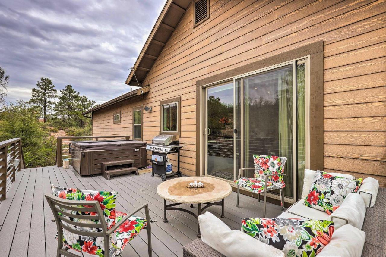 Elkwood Lodge Star Valley Cabin With Hot Tub 佩森 外观 照片