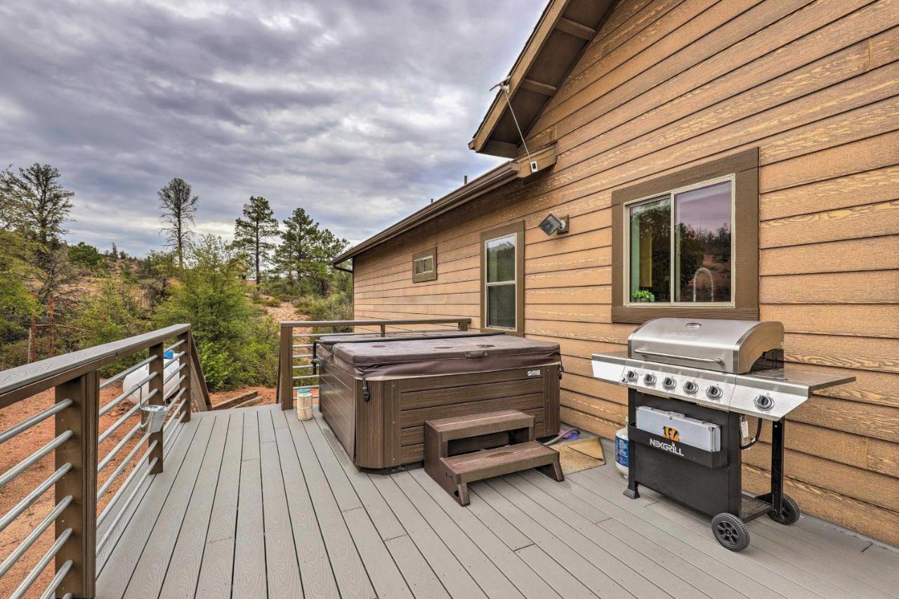 Elkwood Lodge Star Valley Cabin With Hot Tub 佩森 外观 照片